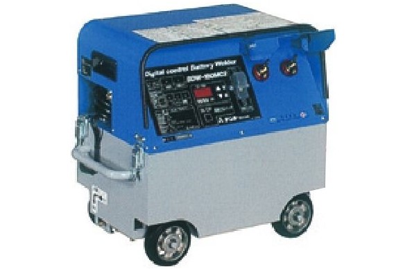 180A 4φ バッテリー 溶接機 BDW-180MC2 デンヨー
